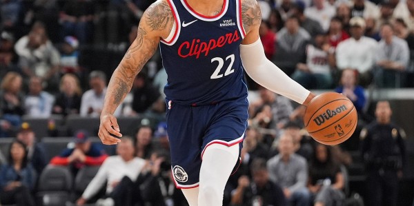 开云体验-拼劲儿还是很够！快船全场送12次抢断 邓恩&amp;amp;米勒各4次 桑德斯3次