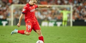 记者：球员更换经纪人，塞尔塔引进萨拉戈萨交易接近告吹