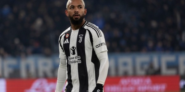 慢镜头：图多尔打算重新启用道格拉斯-路易斯，认为他最适合前腰