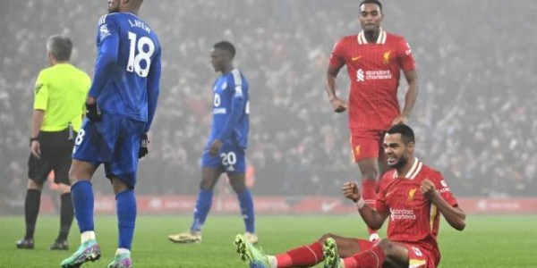 开云官网-【英超】萨拉赫哈克波破门，利物浦3比1逆转莱斯特城