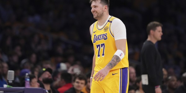 开云体育-7月6日可以正式签约！你认为NBA现在哪位球星是绝不可能被交易的？